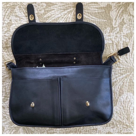 RARE Vintage 80’s Collector Condition Coach Courier Bag # 9800 in Black Leather. - Picture 11 of 16